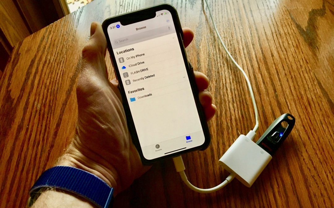 You Now Flash Drives on an iPhone or iPad—Here's How Austin