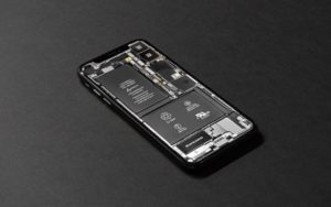 Is your iPhone battery draining faster than you think it should? iOS 13’s Battery screen can shed light on the situation, whether it’s a dying battery or a rogue app. Learn more. | AustinMacWorks.com