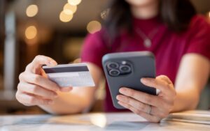 iOS 26 Can AutoFill Credit Card Details | AustinMacWorks.com